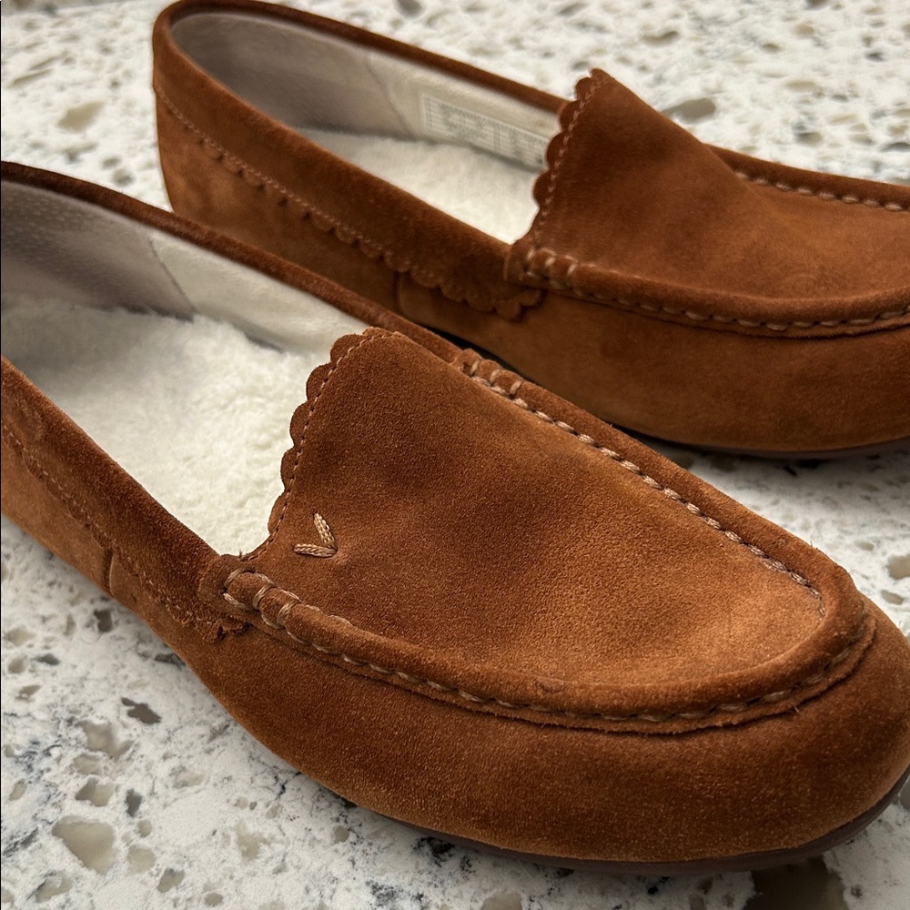 Vionic Chestnut Suede Women's Moccasins